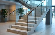 Balustrades en verre : alliant sécurité et design pour votre escalier ou balcon